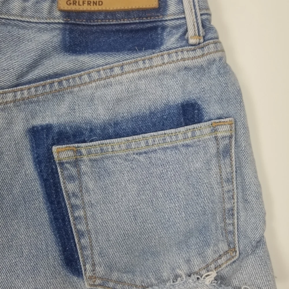 Grlfnd Denim Jean Shorts Sz 25 Cutoff Cindy Button Fly 100% Cotton